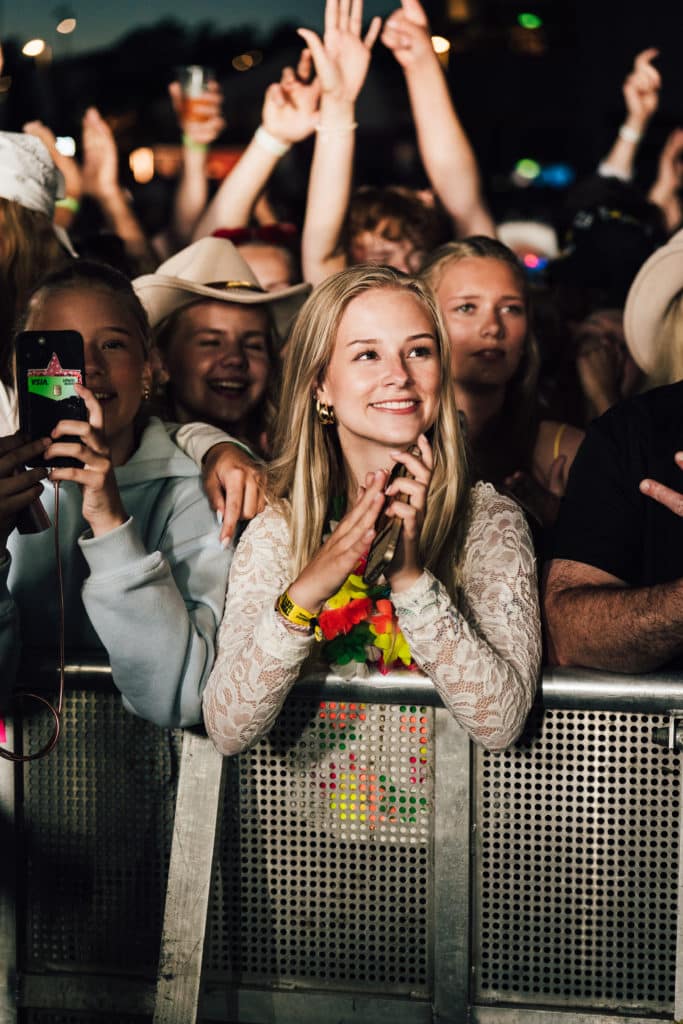 B2B-markedsføringsåret 2025: Hva skjedde, hva tar vi med oss videre? 2 Tysnesfest25 0006 Crowd 12072025 @steffenvidar jenssen 2503973